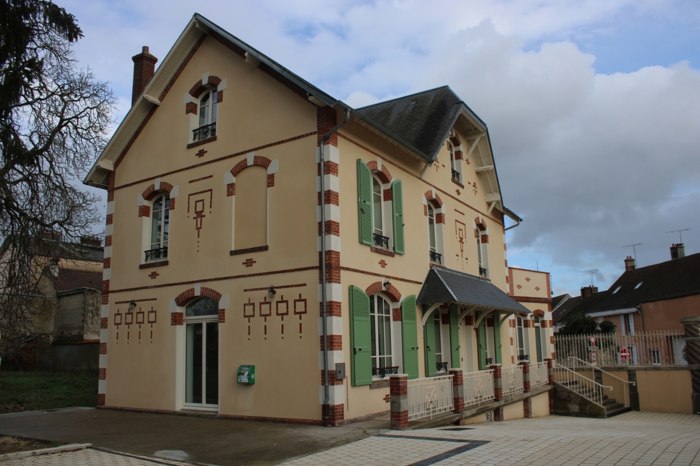mairie saint-symphorien 28700